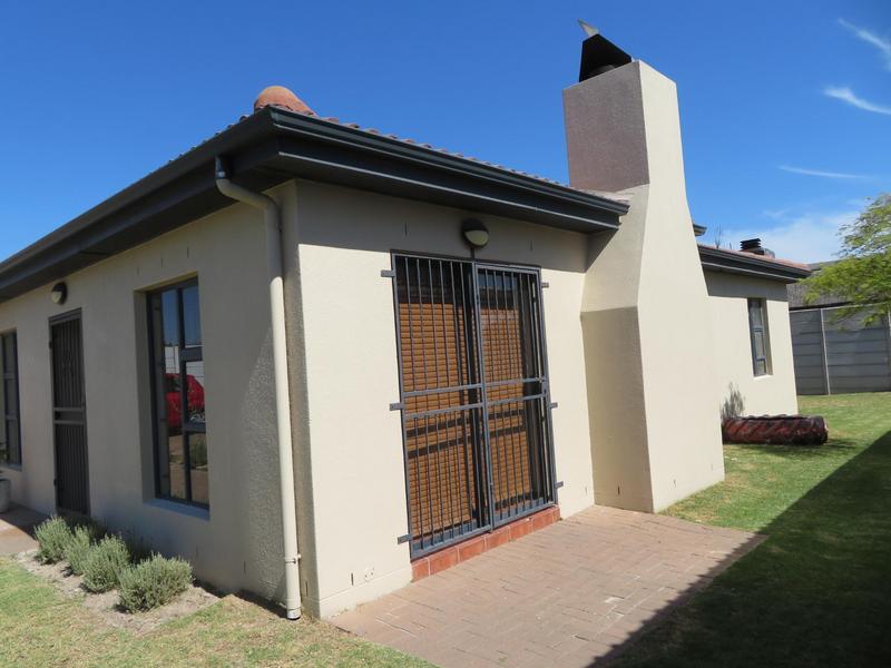 To Let 3 Bedroom Property for Rent in Brackenfell South Western Cape